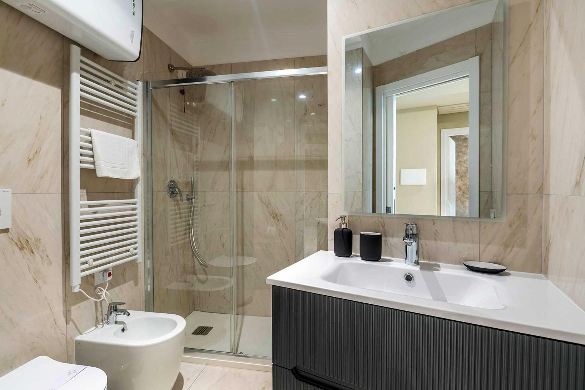 Velasca Tower Apartments Милано Екстериор снимка