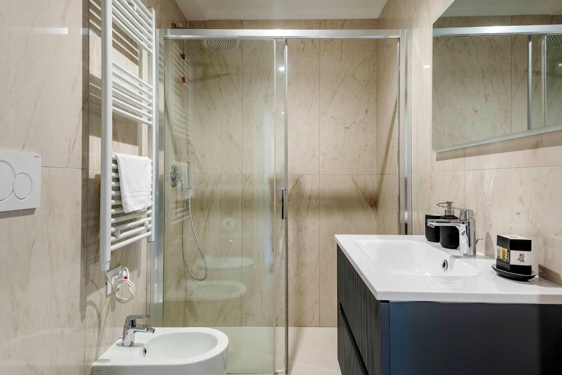 Velasca Tower Apartments Милано Екстериор снимка